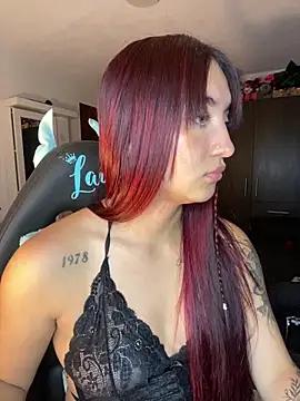 Try our girls live displays and explore the company of endless strippers, with beautiful physiques, vibrating toys and more.