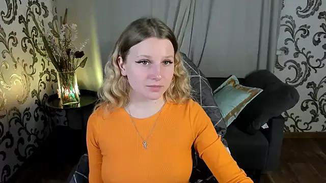 Try our girls live displays and explore the company of endless strippers, with beautiful physiques, vibrating toys and more.