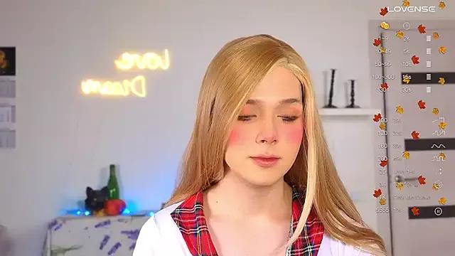 Try our girls live displays and explore the company of endless strippers, with beautiful physiques, vibrating toys and more.