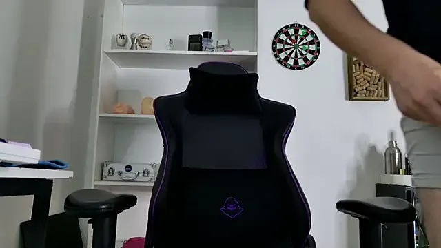 aaronlegend_'s avatar