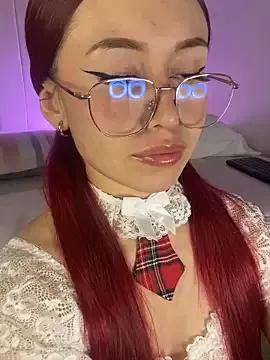 Try our girls live displays and explore the company of endless strippers, with beautiful physiques, vibrating toys and more.