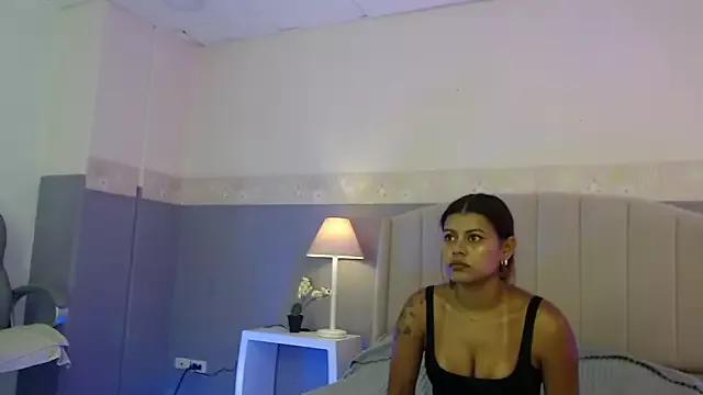 abbiegh_ from StripChat is Freechat