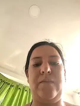 Abbyjoness21 from StripChat is Freechat