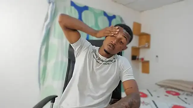 Avatar of AbonySex69