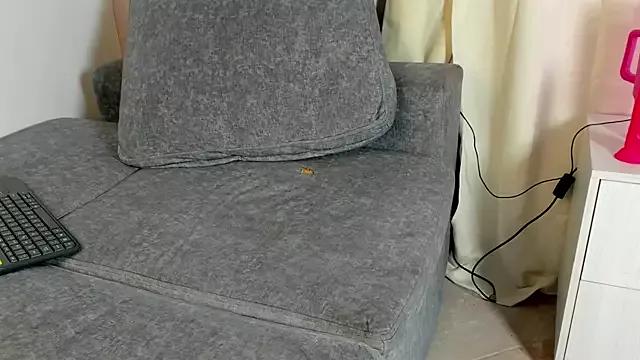 Abril_jones10 from StripChat is Freechat