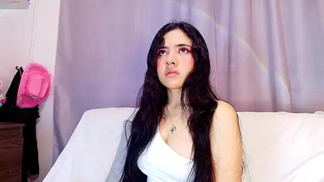 Try our girls live displays and explore the company of endless strippers, with beautiful physiques, vibrating toys and more.