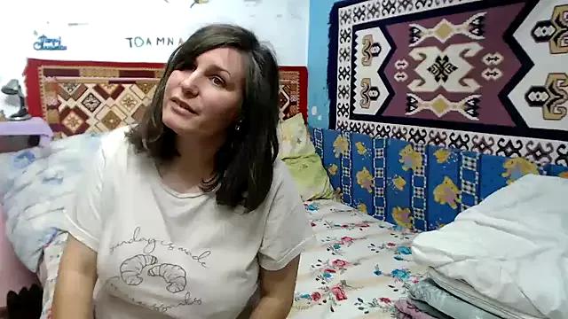 AdelineBlueEyes from StripChat is Freechat