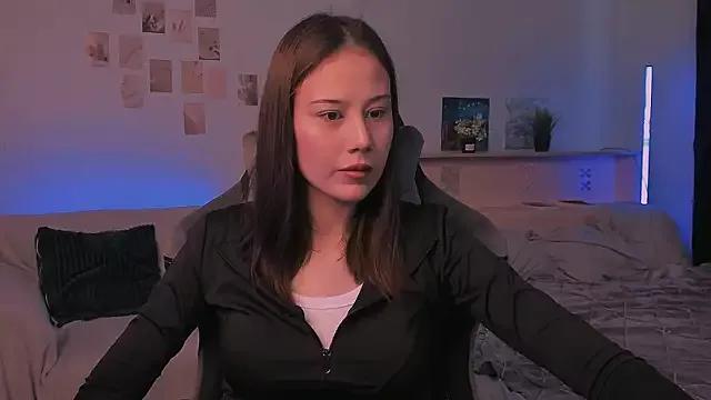 Try our girls live displays and explore the company of endless strippers, with beautiful physiques, vibrating toys and more.