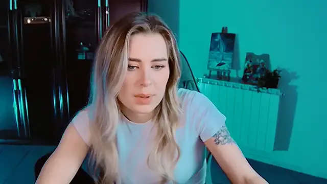 AdelLoyss — We're doing some kind of cringe