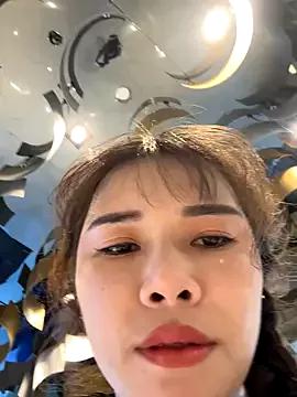 Photos of Adora188 from StripChat is Freechat