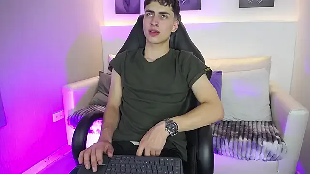 Avatar of AdrianRinaldi