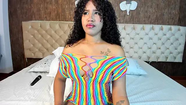 AfricaBell from StripChat is Freechat