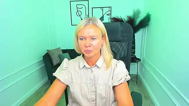 AgathaKlouin from StripChat is Freechat