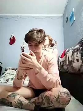 ahhhahhhahhh7777 from StripChat