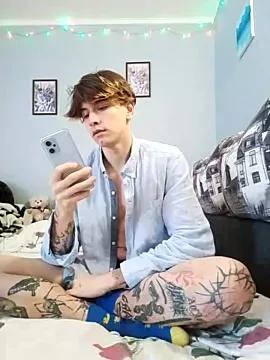 ahhhahhhahhh7777 from StripChat