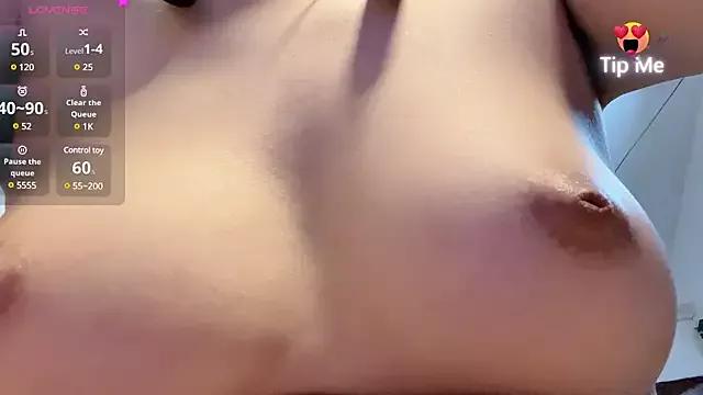 Photos of aimi-bb from StripChat is Group