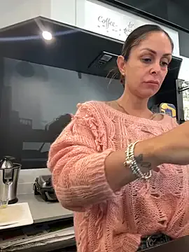 ainaht — tette fuori