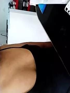 Try our girls live displays and explore the company of endless strippers, with beautiful physiques, vibrating toys and more.