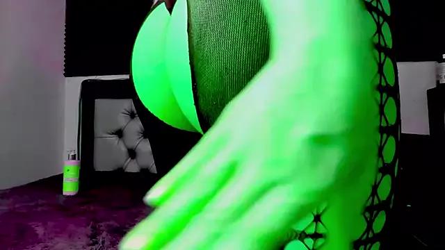 Akalidemon from StripChat is Freechat