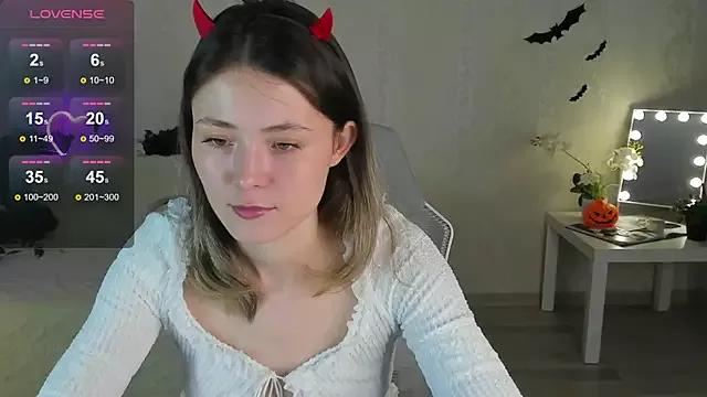 Try our girls live displays and explore the company of endless strippers, with beautiful physiques, vibrating toys and more.