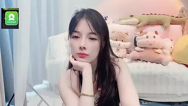 AKiKi711 from StripChat is Freechat