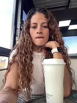alana15 from StripChat