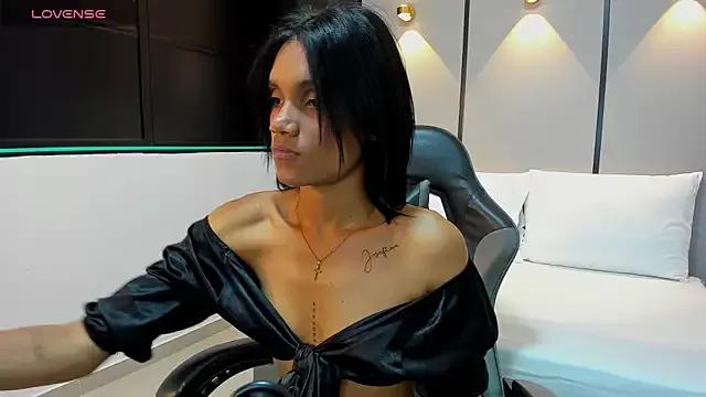 alanapark07 from StripChat is Freechat