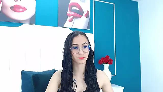 AlanaScoot from StripChat is Freechat