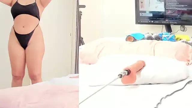 Try our girls live displays and explore the company of endless strippers, with beautiful physiques, vibrating toys and more.