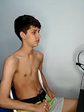 Alayn_sexy_ayes — SHOW ASS + STICK A FINGER IN THE ASS