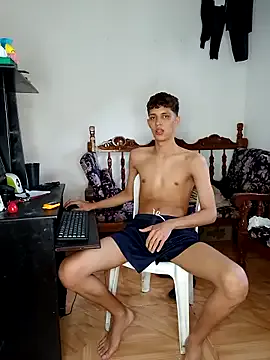 Avatar of Alayn_sexy_ayes