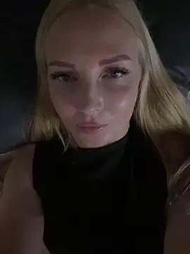 Try our girls live displays and explore the company of endless strippers, with beautiful physiques, vibrating toys and more.
