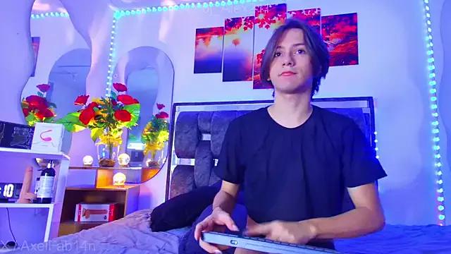 Try our girls live displays and explore the company of endless strippers, with beautiful physiques, vibrating toys and more.