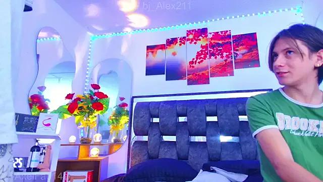 Try our girls live displays and explore the company of endless strippers, with beautiful physiques, vibrating toys and more.