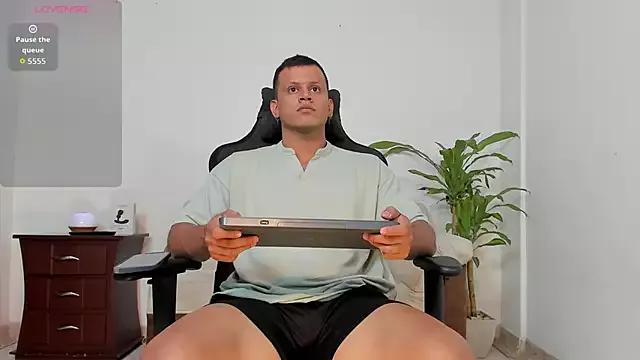 Alex_towers from StripChat is Freechat