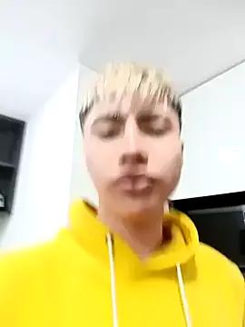 Try our girls live displays and explore the company of endless strippers, with beautiful physiques, vibrating toys and more.