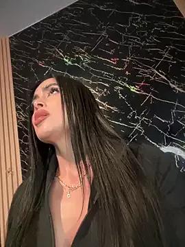 Try our girls live displays and explore the company of endless strippers, with beautiful physiques, vibrating toys and more.