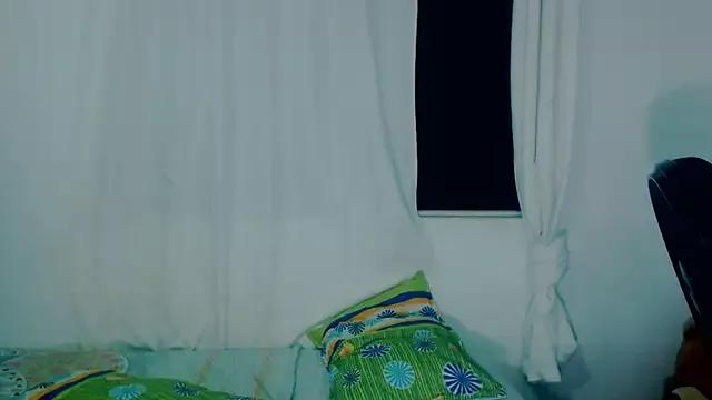 Try our girls live displays and explore the company of endless strippers, with beautiful physiques, vibrating toys and more.