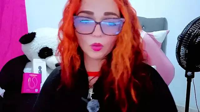 Try our girls live displays and explore the company of endless strippers, with beautiful physiques, vibrating toys and more.