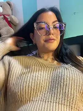 Try our girls live displays and explore the company of endless strippers, with beautiful physiques, vibrating toys and more.