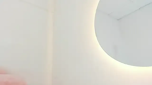 alice_blakers — Oil show all my body