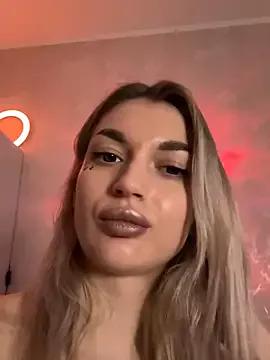 Try our girls live displays and explore the company of endless strippers, with beautiful physiques, vibrating toys and more.