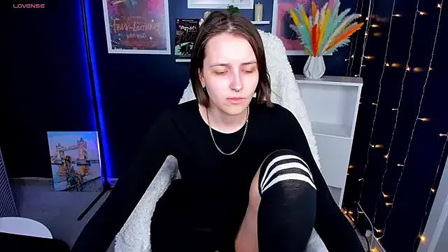Alice_Dallis from StripChat is Freechat