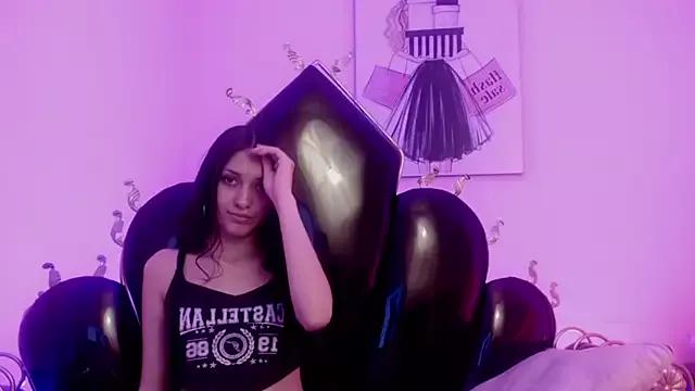 Try our girls live displays and explore the company of endless strippers, with beautiful physiques, vibrating toys and more.