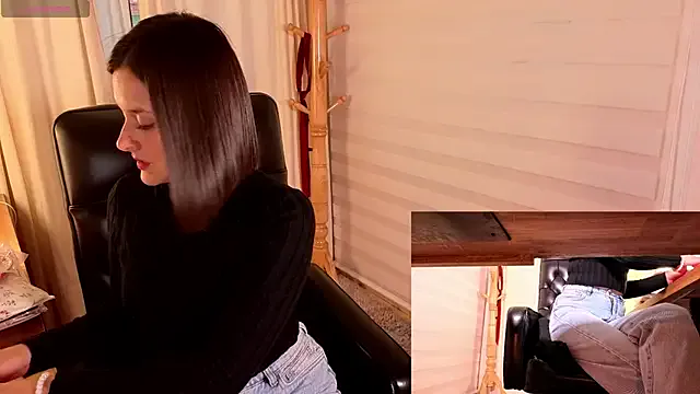 Alice_milf_ — Private on StripChat