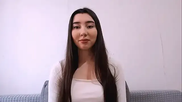 Alice_puff — Take off my top and make a handbra