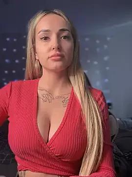 Try our girls live displays and explore the company of endless strippers, with beautiful physiques, vibrating toys and more.