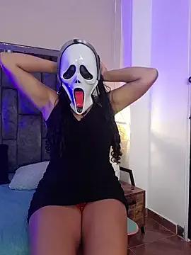 Try our girls live displays and explore the company of endless strippers, with beautiful physiques, vibrating toys and more.