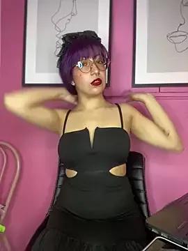 AliceePretty from StripChat is Freechat