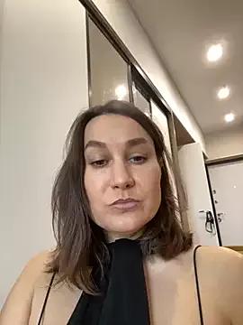 AliceLili from StripChat is Freechat